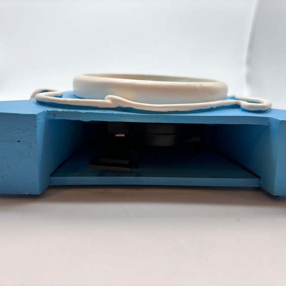 Dr. Seuss The Cat in the Hat Tabletop/Hanging Ceramic Unique Clock - Picture 11 of 16